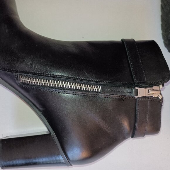 Lauren Ralph Lauren Carole Black Leather Moto Booties Ankle Boots Size 6B - Picture 6 of 12